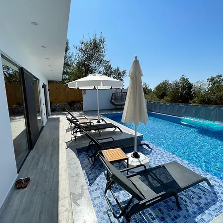 Villa Eyfel *
